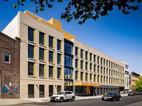 811 Lexington Ave, New York, NY